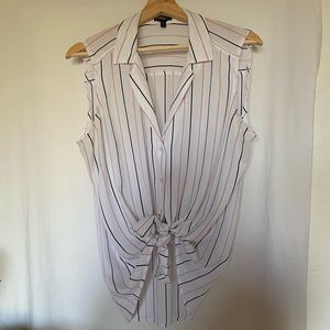 ✨Express size L Striped button front tank blouse